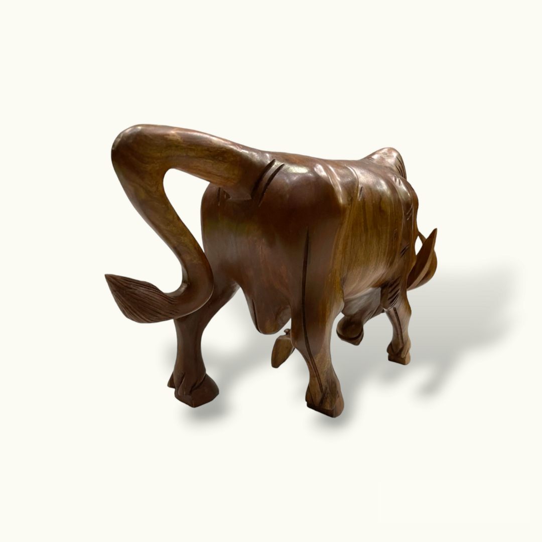 Attractive Wooden Bull Statue, The Best Fighting Bull Sculpture.