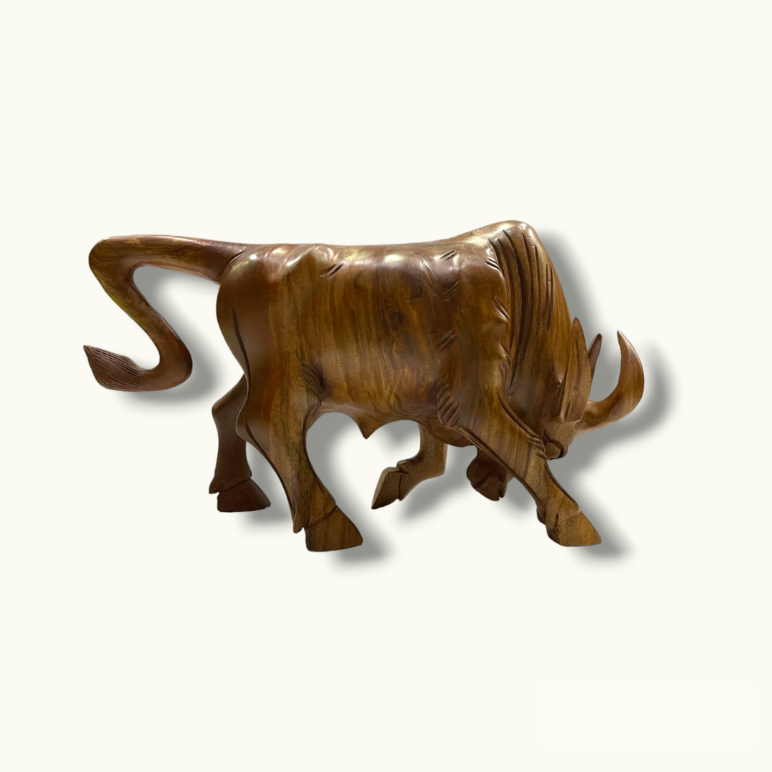 Attractive Wooden Bull Statue, The Best Fighting Bull Sculpture.