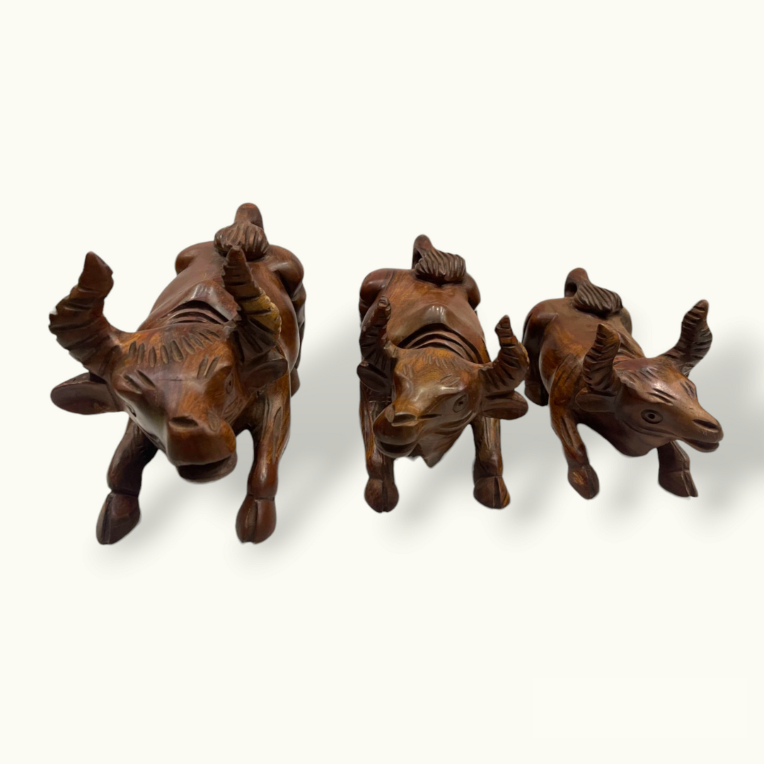 Handmade Wooden Bull Set, Bull Set, Bull Sculptures, Wooden Bulls.