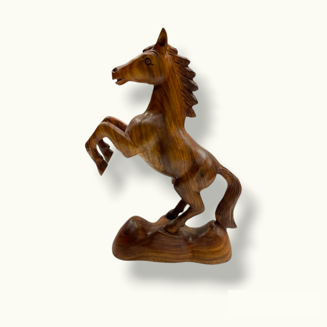 Attractive Wooden Horse Statue, The Best Wooden Horse Set.