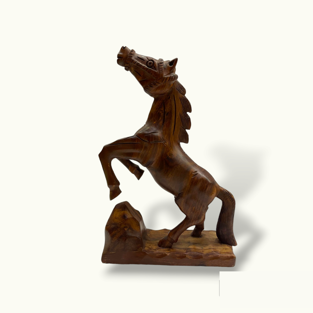 Surprising Wooden Horse Statue, Beautiful Horse Figurine.