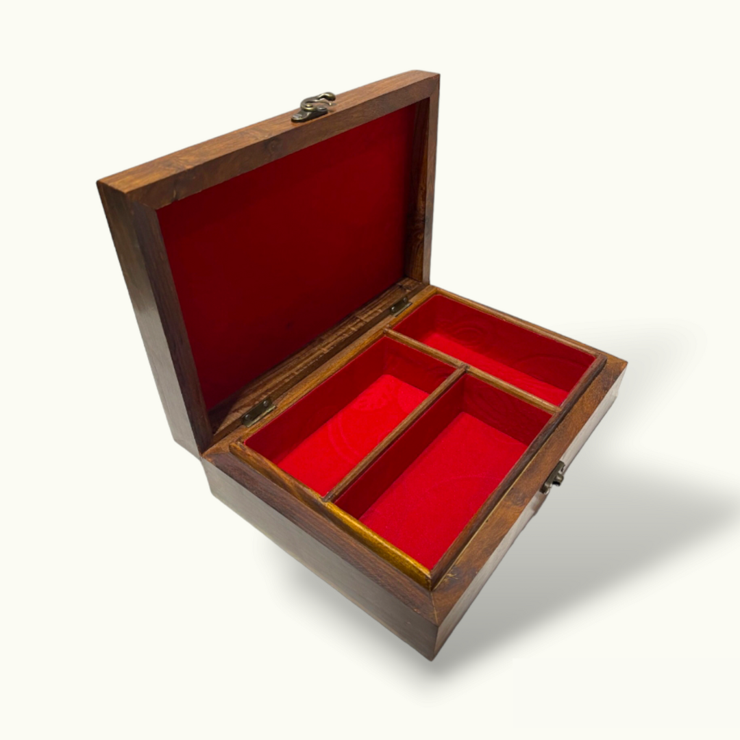 Attractive Wooden Jewelry Box, The Best Carving Jewelry Box.