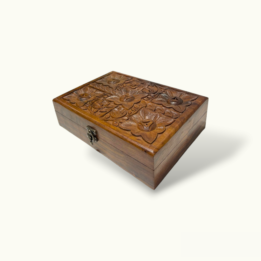 Attractive Wooden Jewelry Box, The Best Carving Jewelry Box.