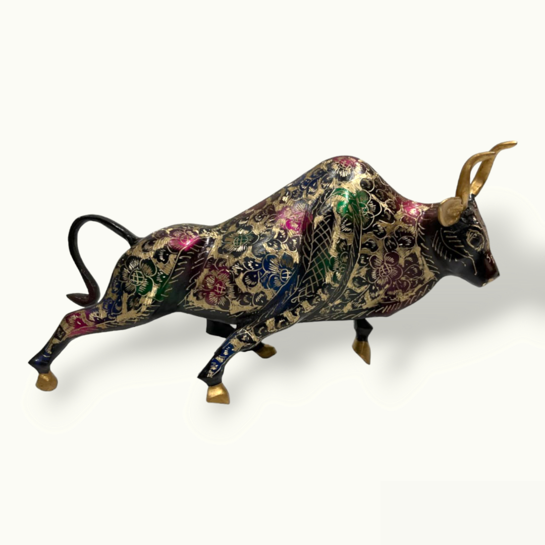 Stunning Brass Bull Statue, Handcrafted Beautiful Bull Sculpture.