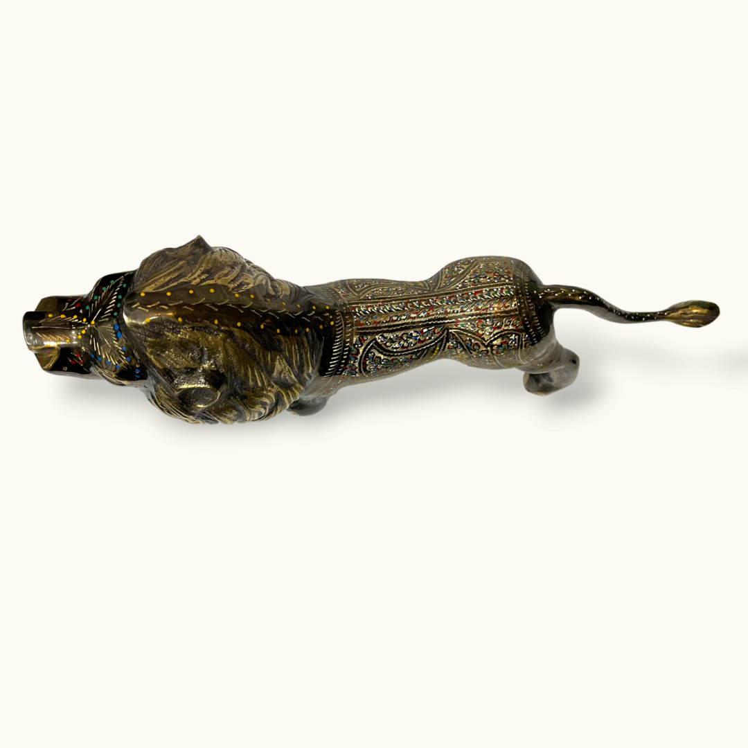 Beautiful Brass Lion Statue, Stunning Roaring Lion Sculpture.